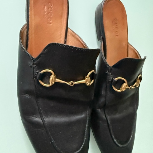 Gucci Black Leather Mules with Gold Hardware - Picture 1 of 6